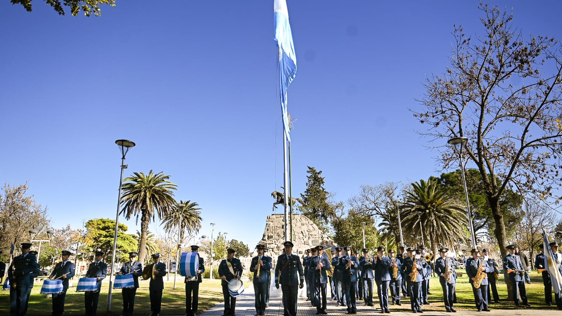 DÍA DEL HIMNO NACIONAL ARGENTINO